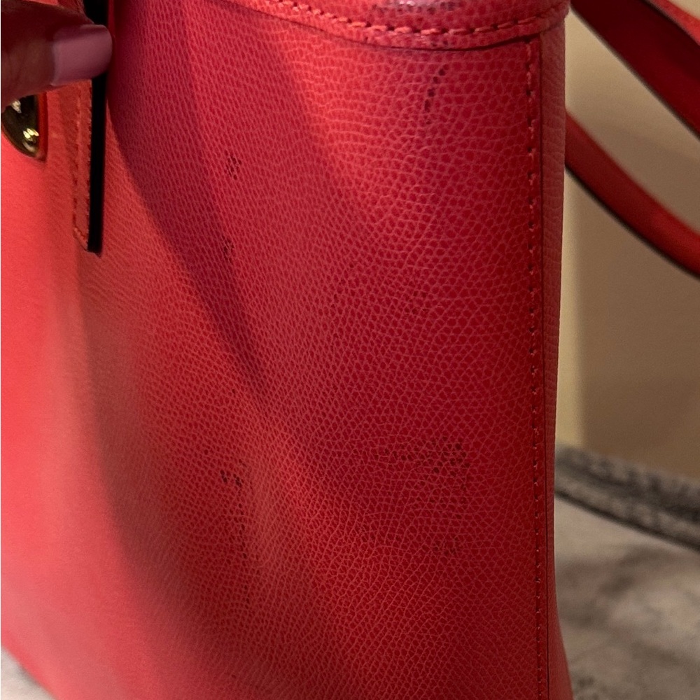 Michael Kors Bright Salmon Pink Tote - Gold Hardware - Picture 5 of 11